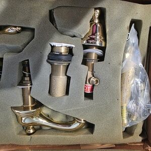 Elegant antique solid brass Bathroom Faucet Set